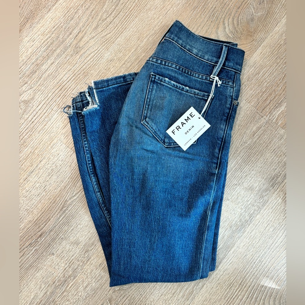 Frame Le Sylvie Slender Straight Jeans